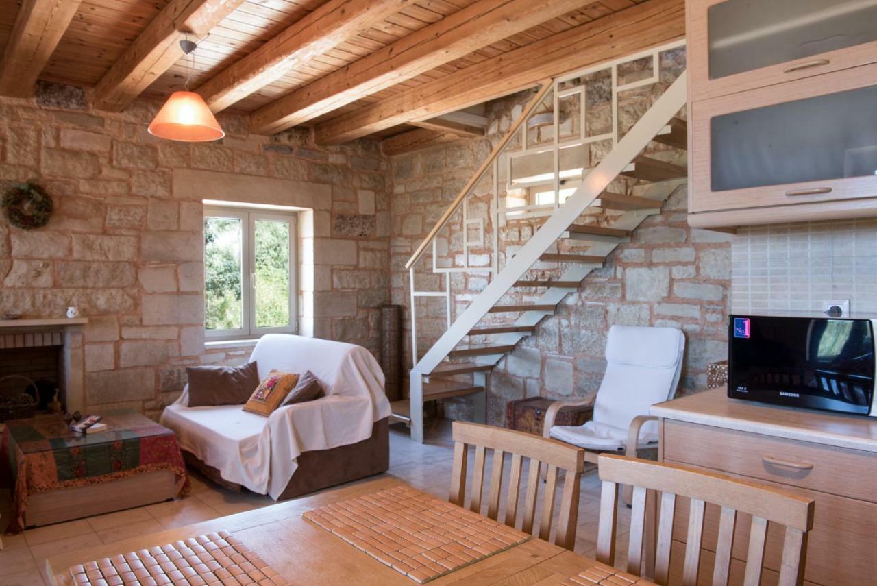 Pantanassa Villas Agia Marina  Exterior photo